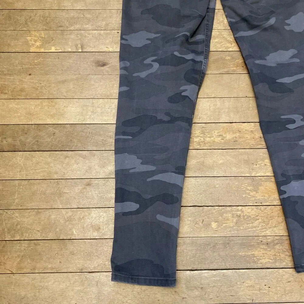 Democracy Ab Solution Pants Women’s Size 8 Camo Zip Pockets Skinny Mid Rise